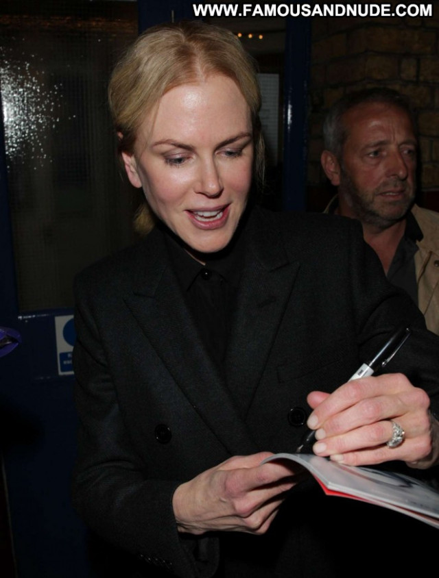 Nicole Kidman Paparazzi Babe Posing Hot Celebrity Beautiful London