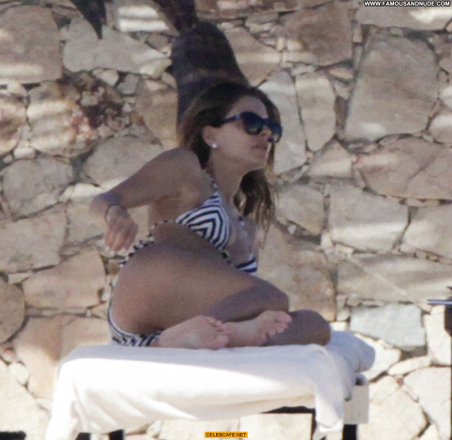 Maria Menounos Paparazzi Shots Babe Poolside Bikini Posing Hot Pool