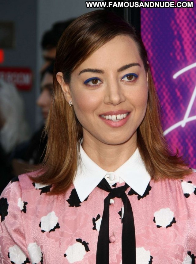 Aubrey Plaza No Source Babe Posing Hot Paparazzi Beautiful Celebrity