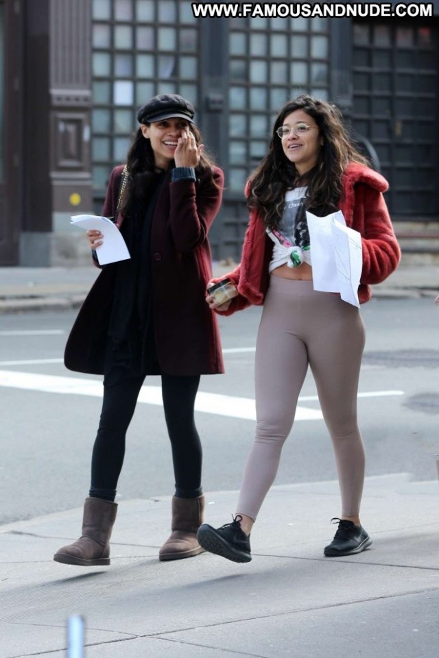 Rosario Dawson No Source Posing Hot Paparazzi Babe Celebrity Beautiful