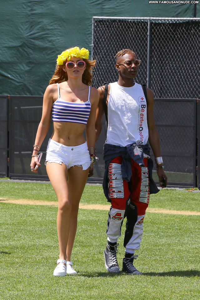 Bella Thorne No Source Beautiful Posing Hot Paparazzi Celebrity Coach