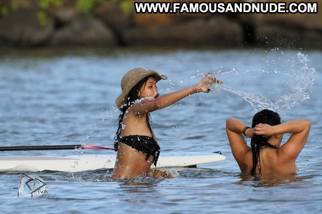 Rihanna No Source Babe Hawaii Paparazzi Bikini Celebrity Beautiful